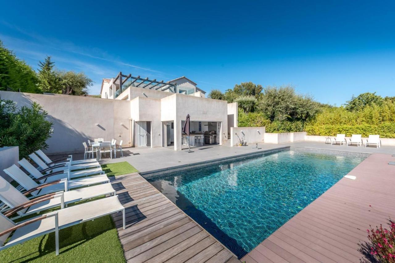Vue Panoramique Sur La Baie De St Tropez Villa Les Issambres Exteriör bild